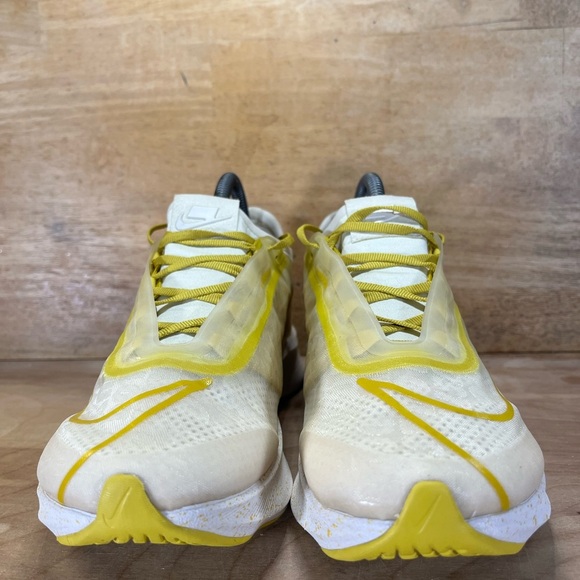 NEW Nike Zoom Fly 3 Womens Size 8.5 Running Shoes Sneakers Light Cream Gold - Picture 2 of 10